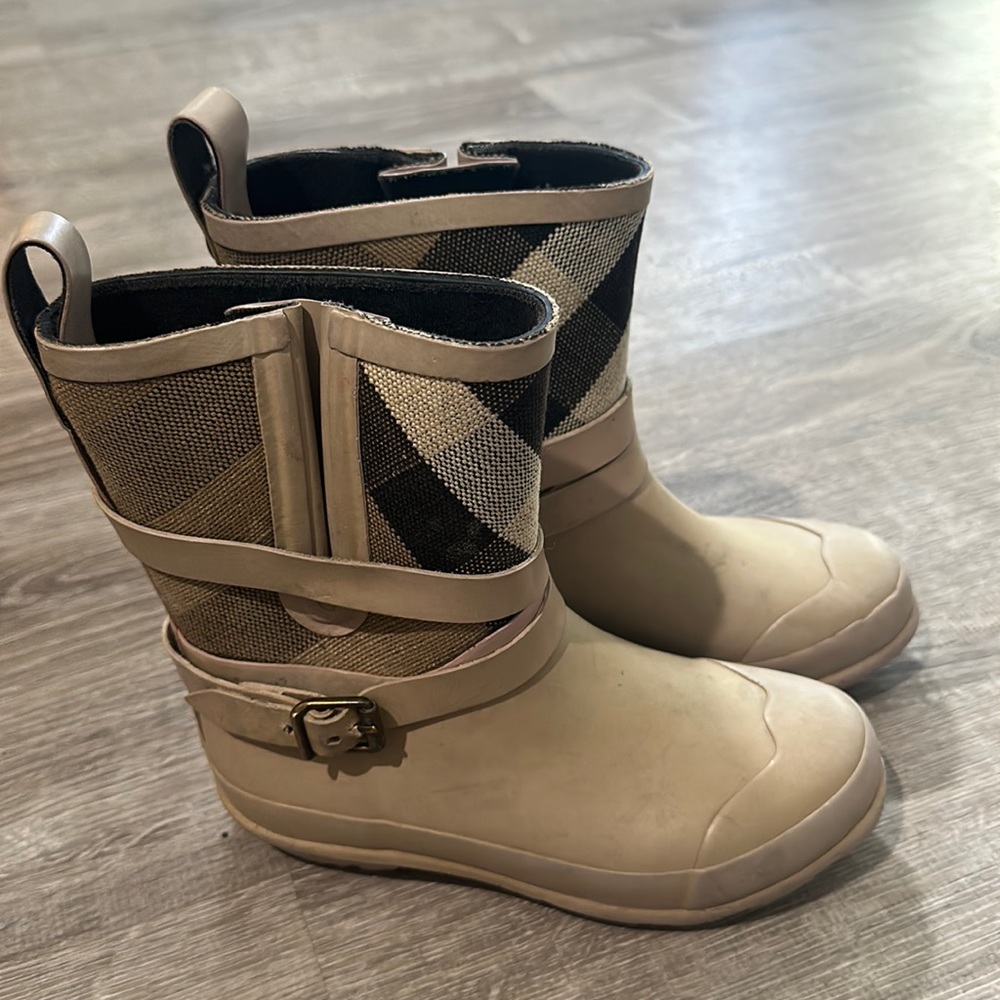 Burberry rain boots